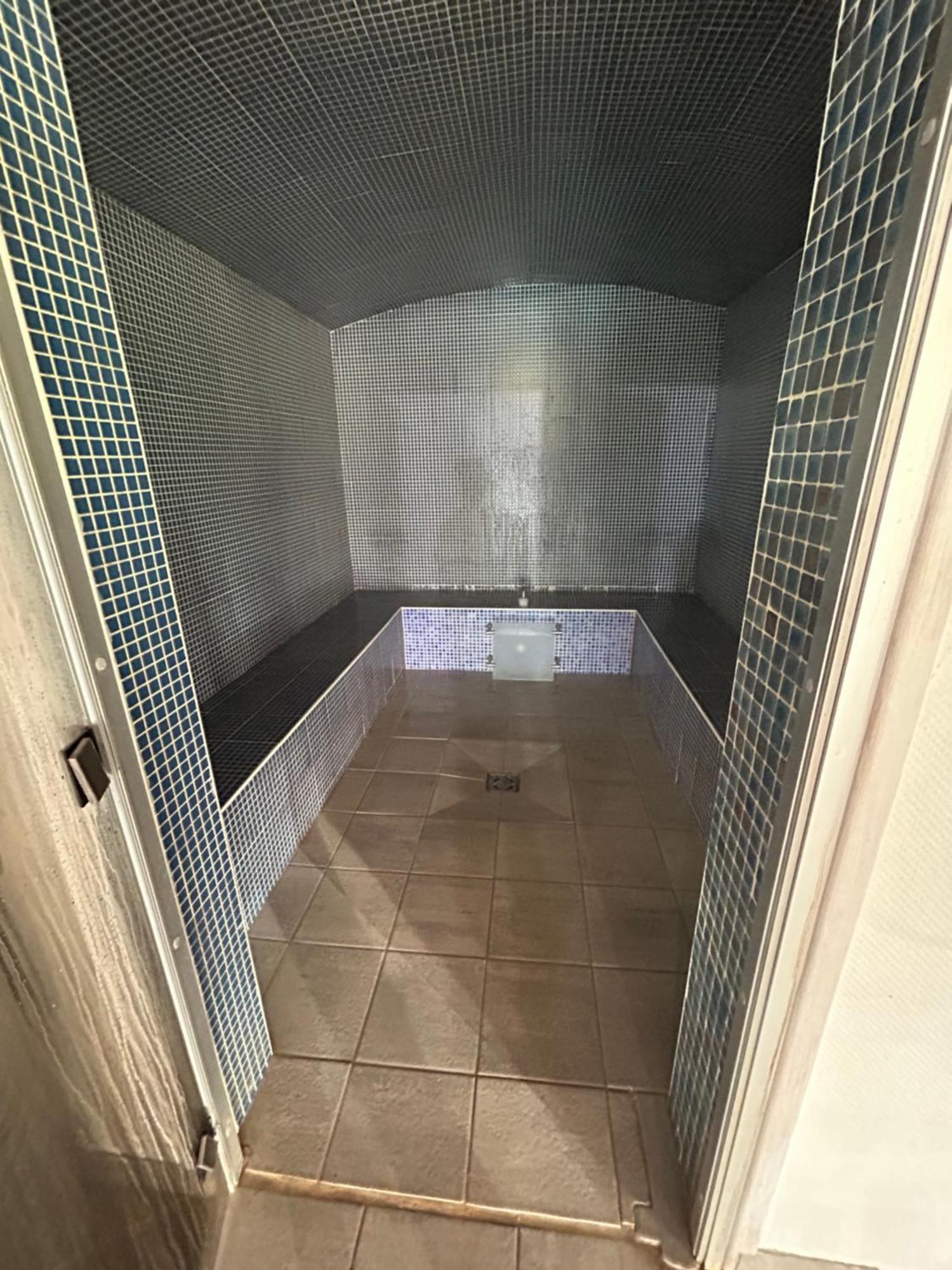 3 Vallees - & Piscine - 004 Apartment *
